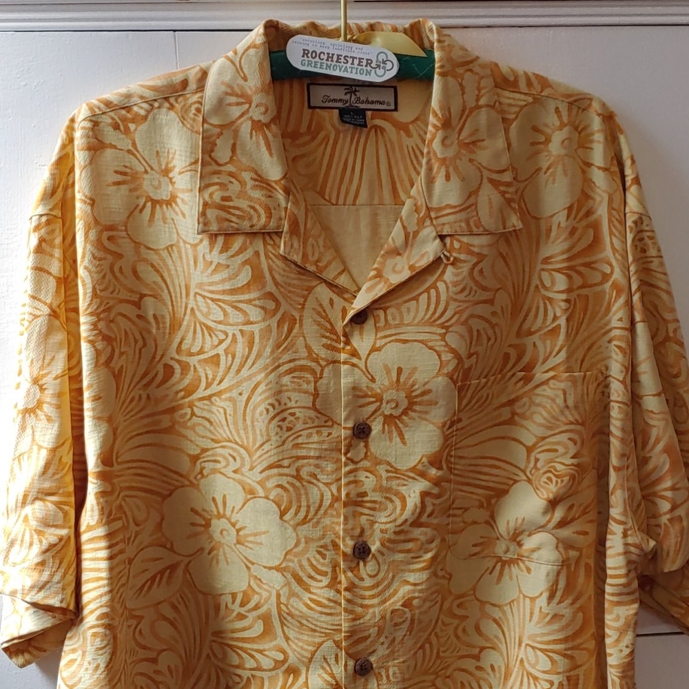 ****SOLD***Tommy Bahama Yellow Hawaiian Silk Shirt